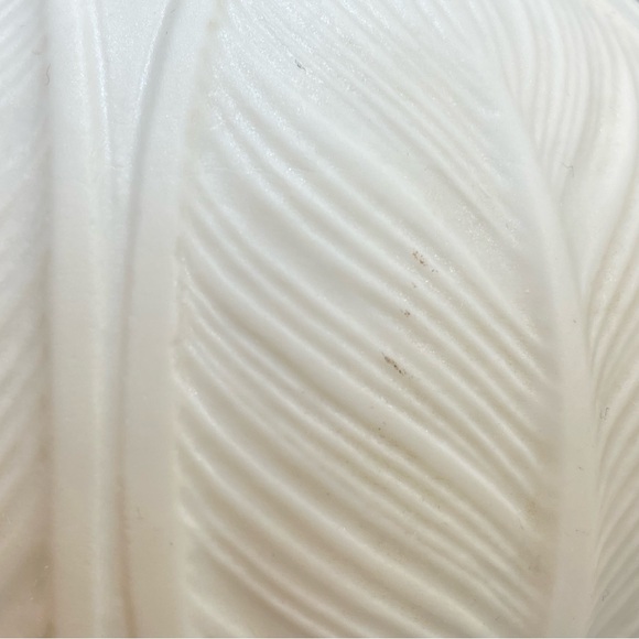 Hutschenreuther Matt White Bisque 5.5"  Vase by Achtziger OP ART 70´s Leaves - Picture 11 of 14